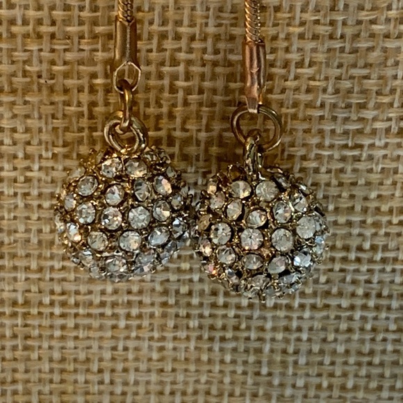 Vintage Elegant Gold Tone Lauriet Style Necklace with Rhinestone Ball Accents - Picture 8 of 8